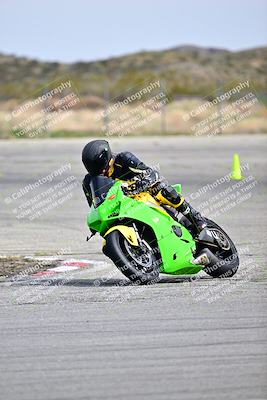 media/Mar-10-2024-TrackXperience (Sun) [[cef06d0f9a]]/Group 3/Session 4 (Turn 14)/